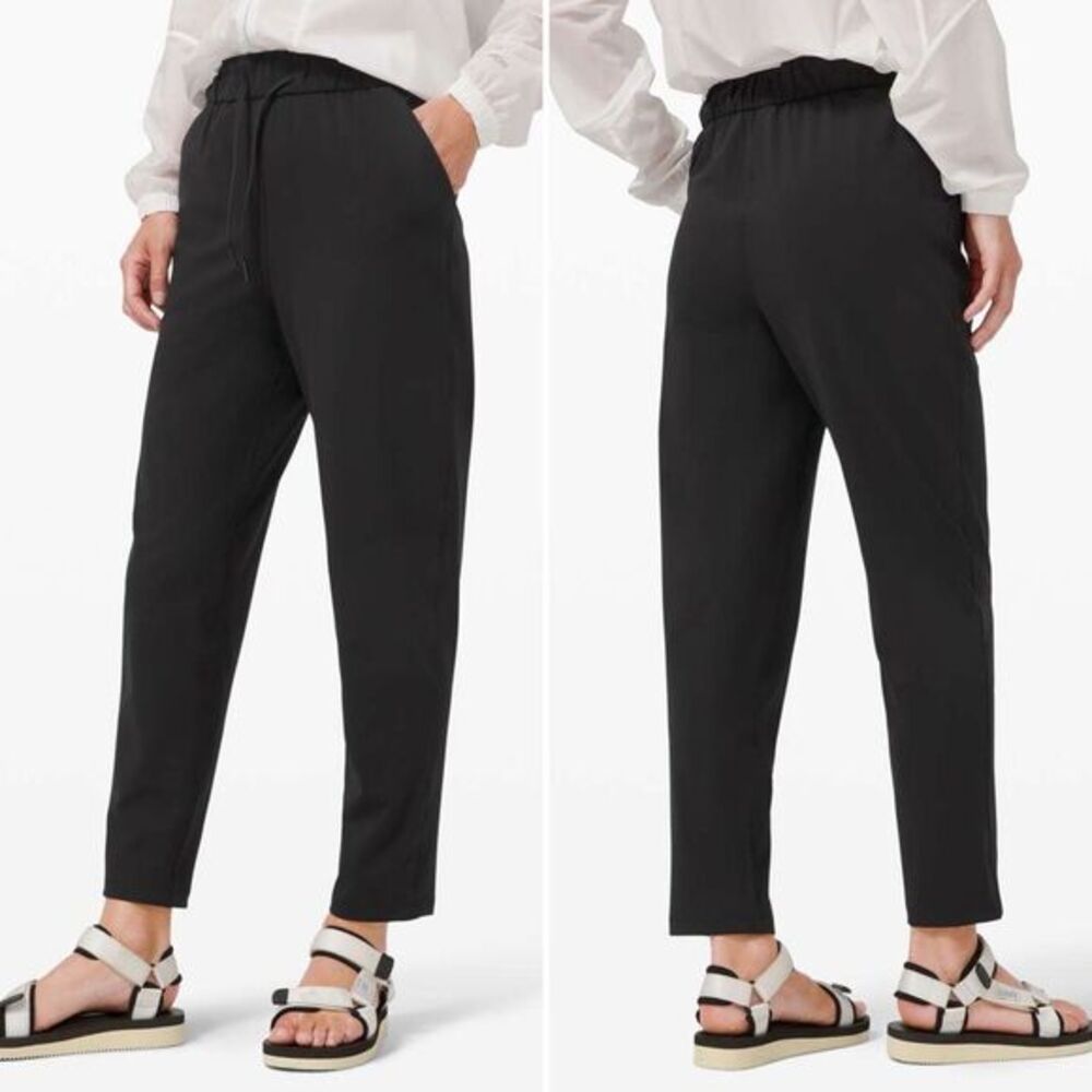 Lululemon Keep Moving Pant 7/8 High-Rise in Black Size 6